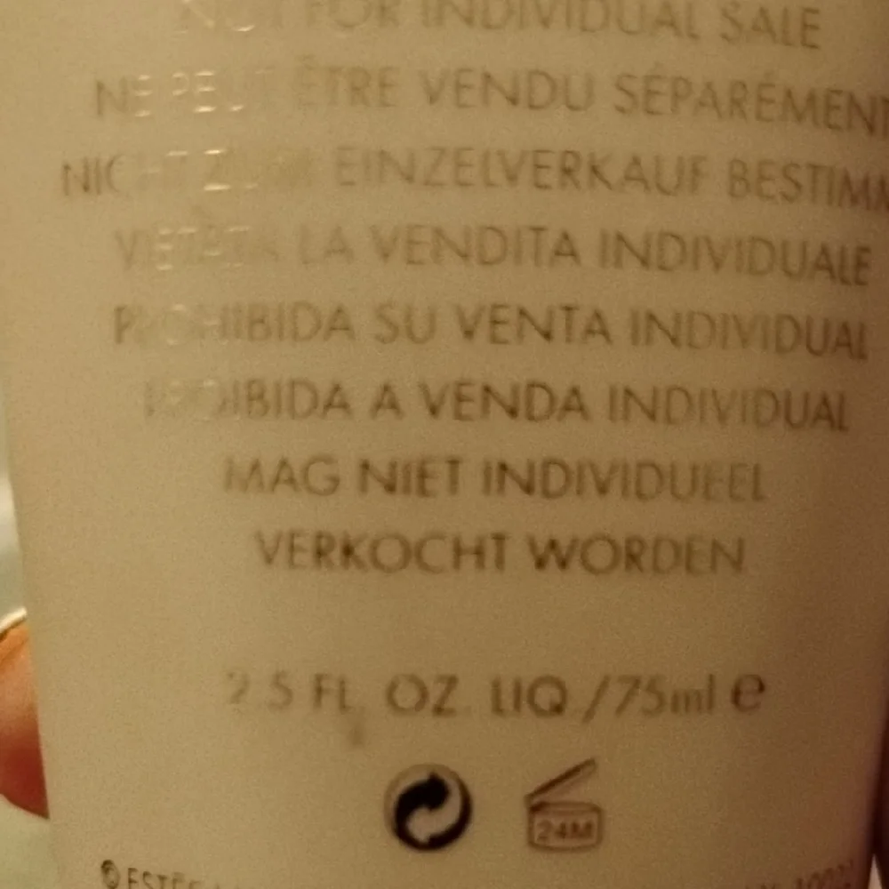 Estee Lauder Pink Moisturizer Luxurious Bath & Body - Picture 2 of 3